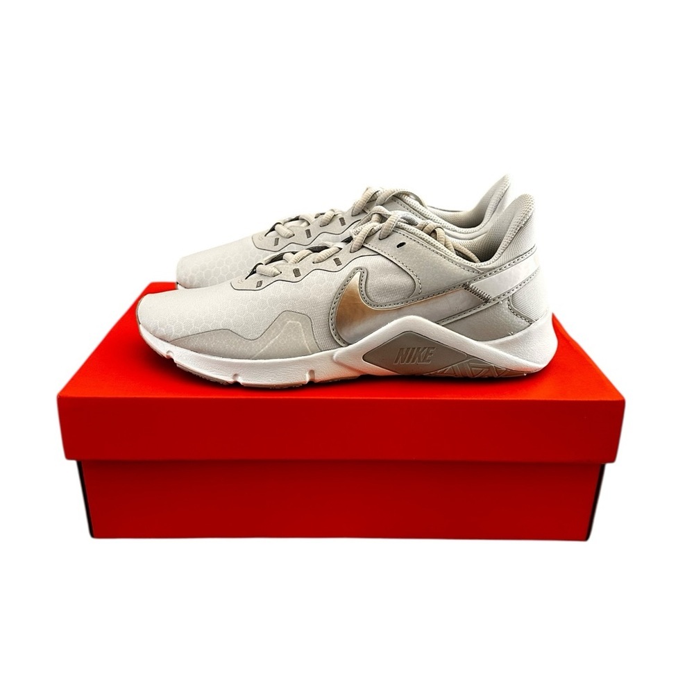 NIB W NIKE LEGEND ESSENTIAL 2 - Picture 5 of 7